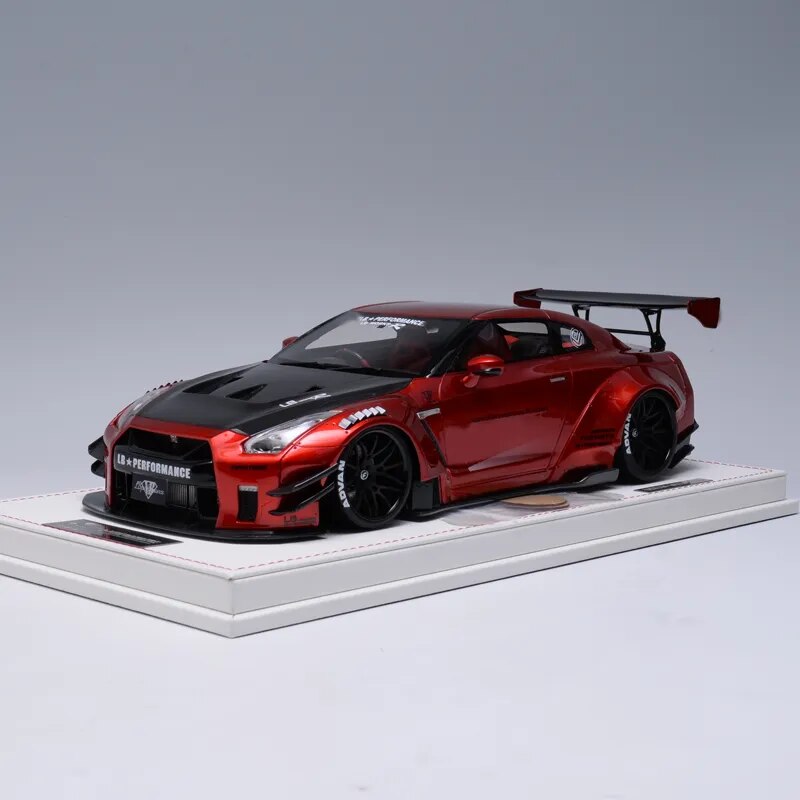 1:18 GT-R R35 2.0 LB